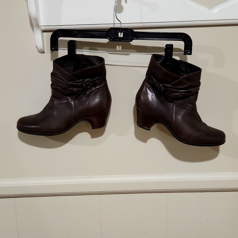 Clarks booties